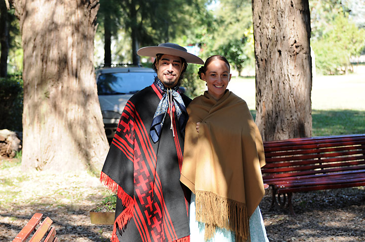 traditional dress for argentina